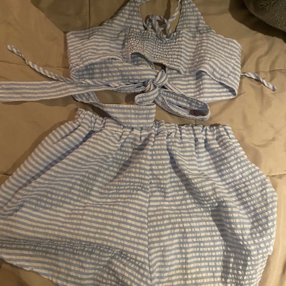 Woman's - Picture 3 of 4